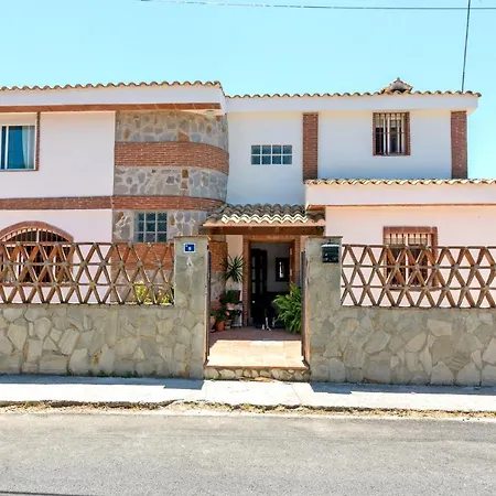 Alegria - Option Of Heated Pool - Sleeps 8 Villa *